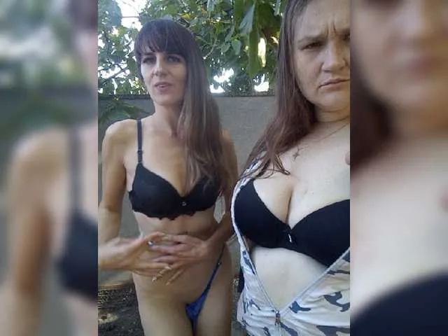 Live sex webcam photo for -Hooligans- #276361720