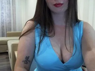 Live sex webcam photo for -I-A-M- #125026727