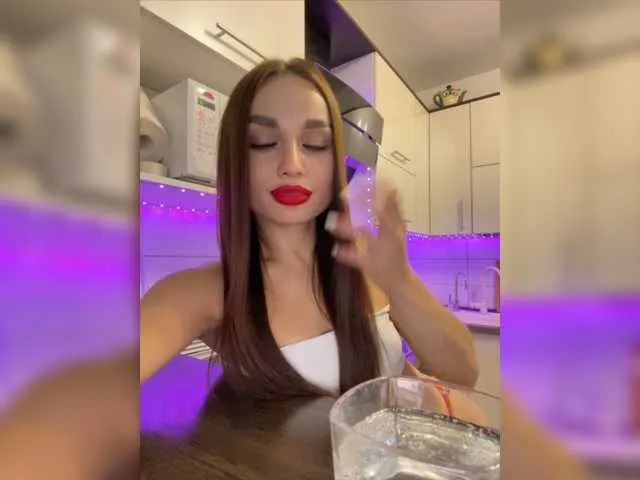Live sex webcam photo for -INDICA- #276030763