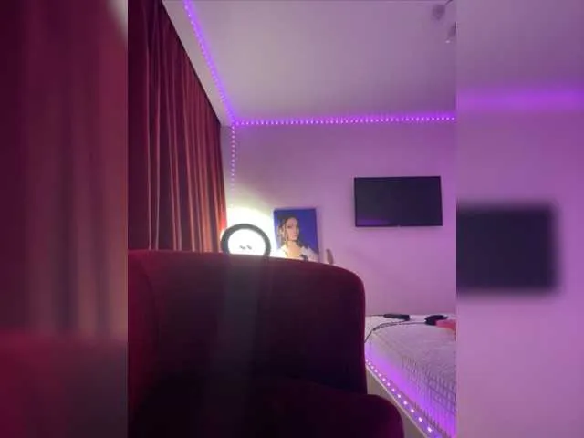 Live sex webcam photo for -INDICA- #276187259