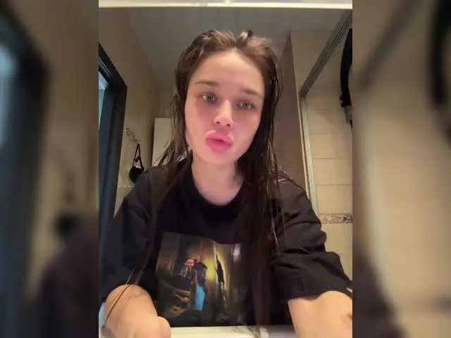 Live sex webcam photo for -INDICA- #290887639