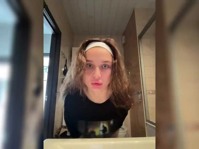 Live sex webcam photo for -INDICA- #290929449