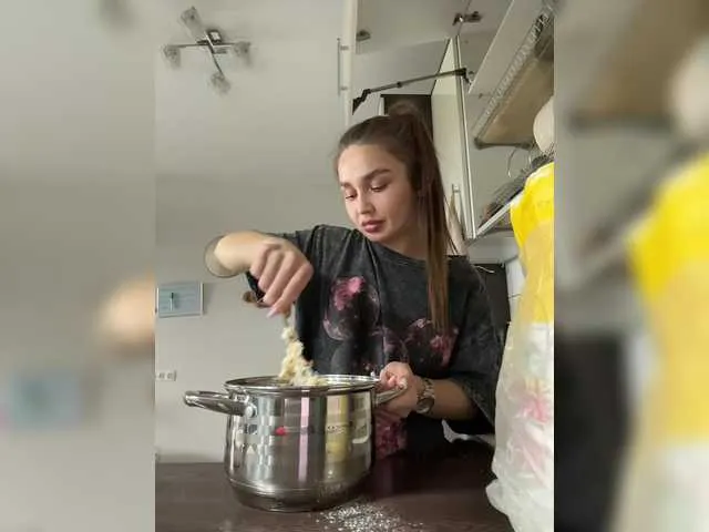 Live sex webcam photo for -INDICA- #291231950