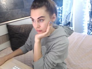 Live sex webcam photo for -JesusWife- #184102590