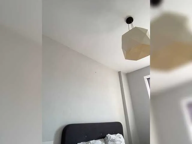 Live sex webcam photo for -JesusWife- #274521072