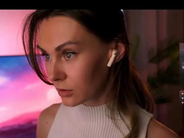 Live sex webcam photo for -JesusWife- #291915649