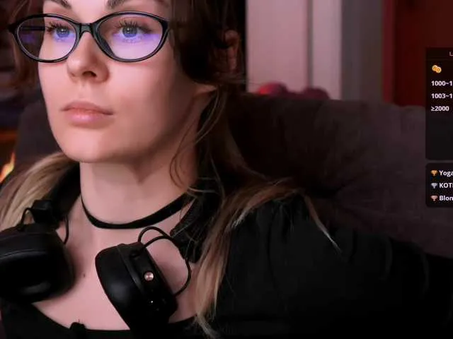 Live sex webcam photo for -JesusWife- #292295659