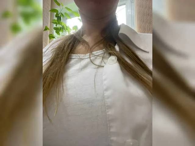 Live sex webcam photo for -Jolly- #273945763