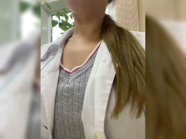 Live sex webcam photo for -Jolly- #274542555