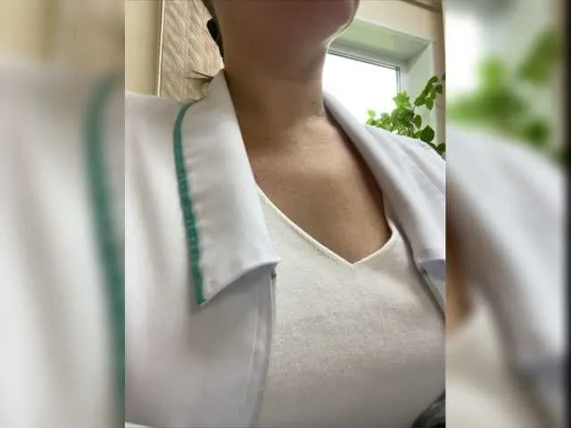 Live sex webcam photo for -Jolly- #275516604