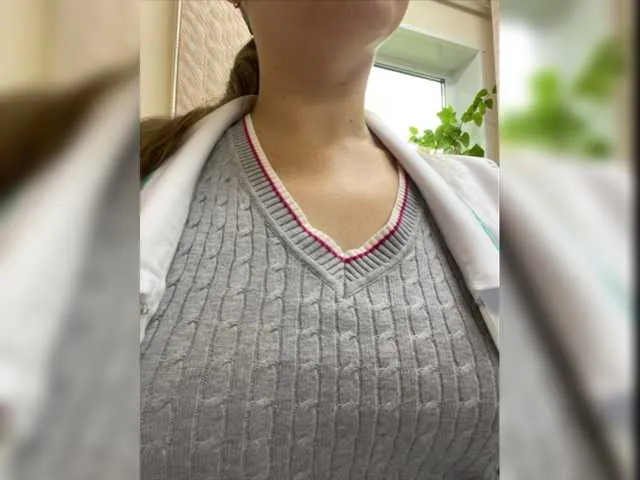 Live sex webcam photo for -Jolly- #275523179