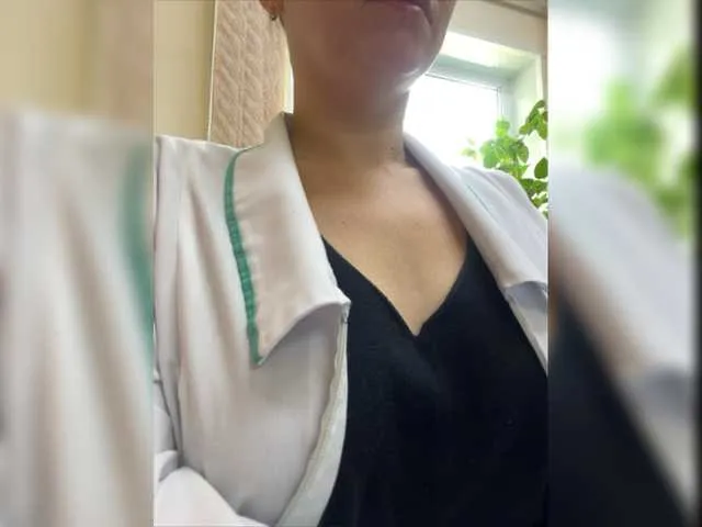Live sex webcam photo for -Jolly- #275580702