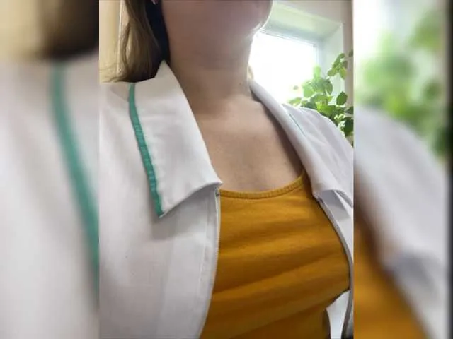 Live sex webcam photo for -Jolly- #275598047