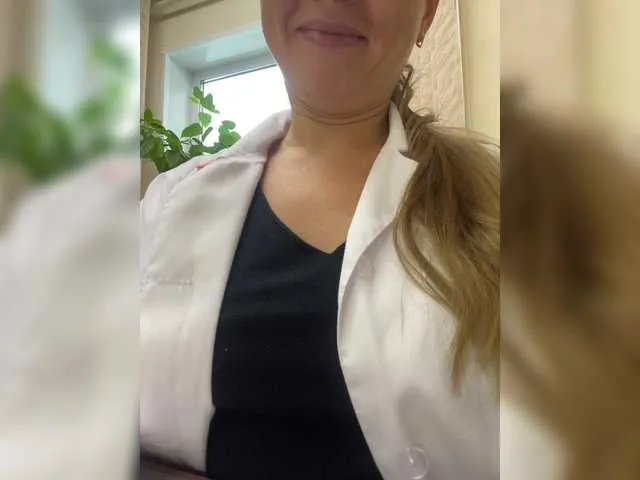 Live sex webcam photo for -Jolly- #290321277