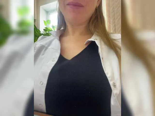 Live sex webcam photo for -Jolly- #290908225
