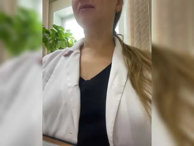 Live sex webcam photo for -Jolly- #292219658