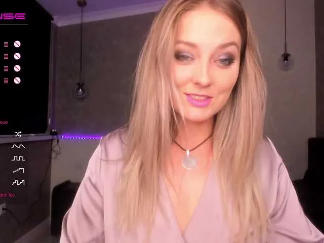 Live sex webcam photo for -JuliaSpace- #273462442