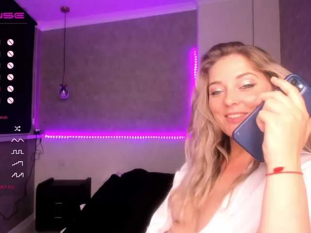 Live sex webcam photo for -JuliaSpace- #273528252