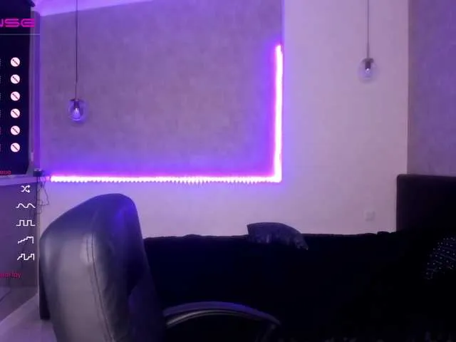 Live sex webcam photo for -JuliaSpace- #273540373