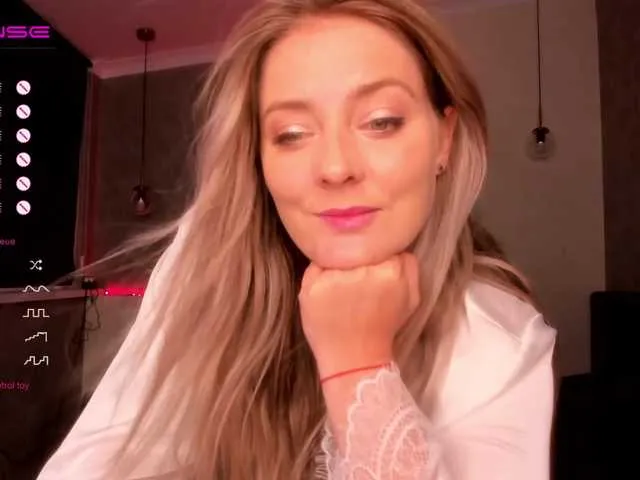 Live sex webcam photo for -JuliaSpace- #273754727