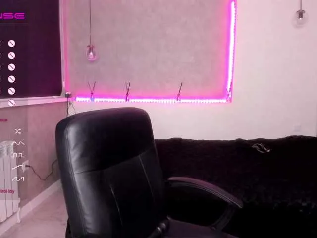 Live sex webcam photo for -JuliaSpace- #273837132