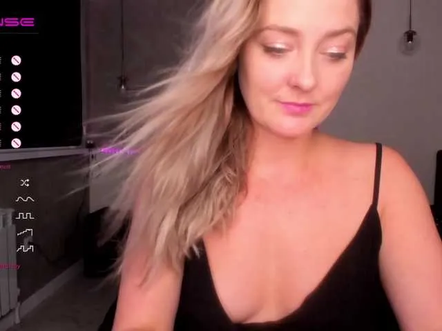 Live sex webcam photo for -JuliaSpace- #273849218