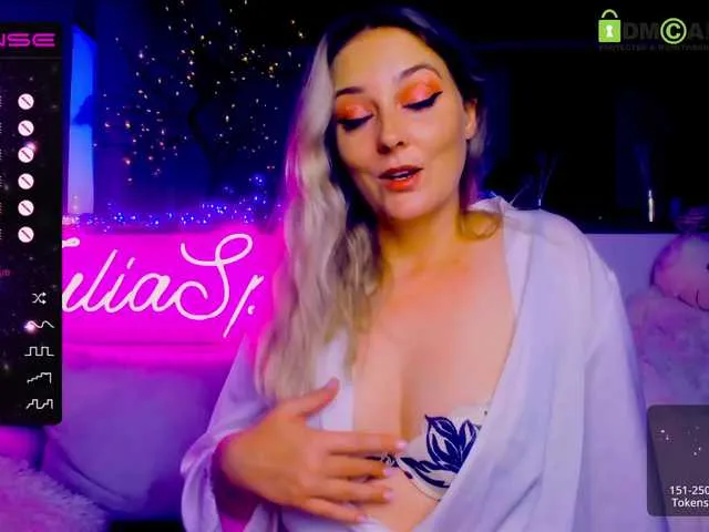 Live sex webcam photo for -JuliaSpace- #275642150