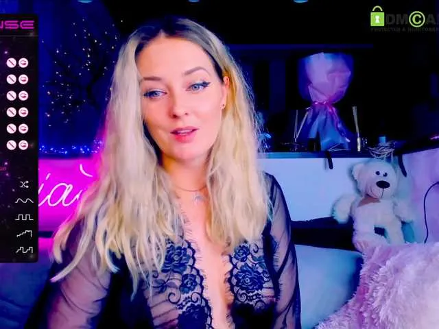 Live sex webcam photo for -JuliaSpace- #275943761