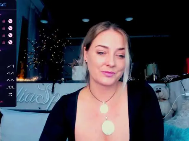 Live sex webcam photo for -JuliaSpace- #277119956