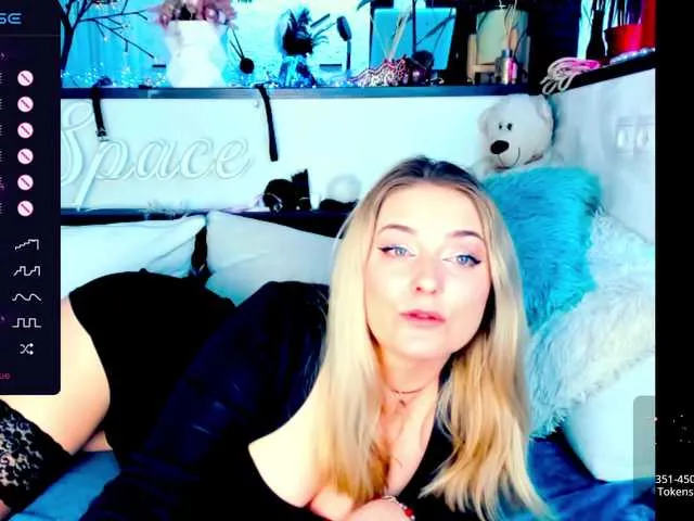 Live sex webcam photo for -JuliaSpace- #277409664