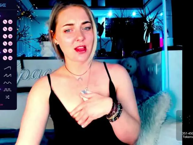 Live sex webcam photo for -JuliaSpace- #277487295