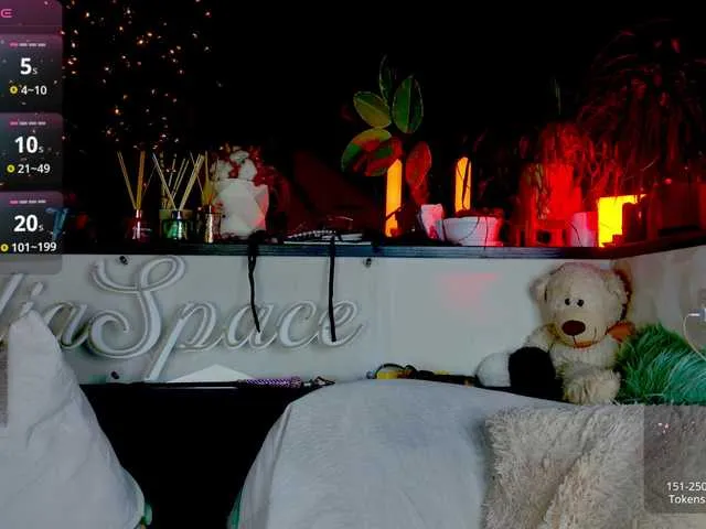 Live sex webcam photo for -JuliaSpace- #290998524