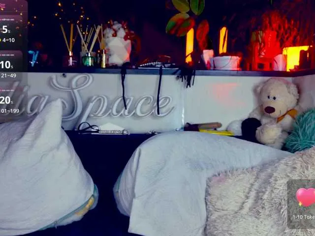 Live sex webcam photo for -JuliaSpace- #291011186