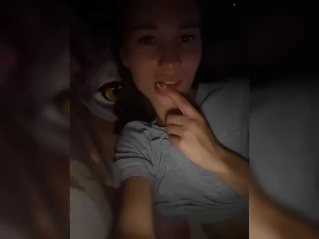 Live sex webcam photo for -Kara-mellka- #274090090