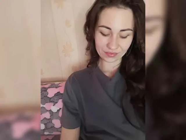 Live sex webcam photo for -Kara-mellka- #275624712