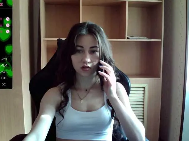 Live sex webcam photo for -Kara-mellka- #277528447