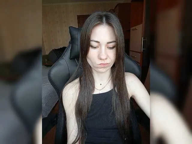 Live sex webcam photo for -Kara-mellka- #277702717