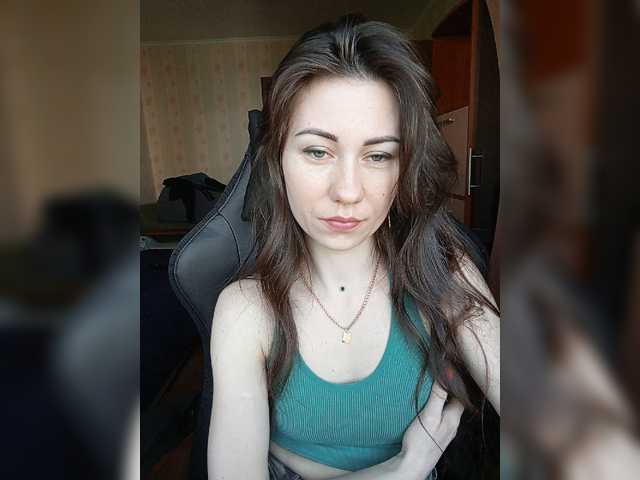 Live sex webcam photo for -Kara-mellka- #277735341