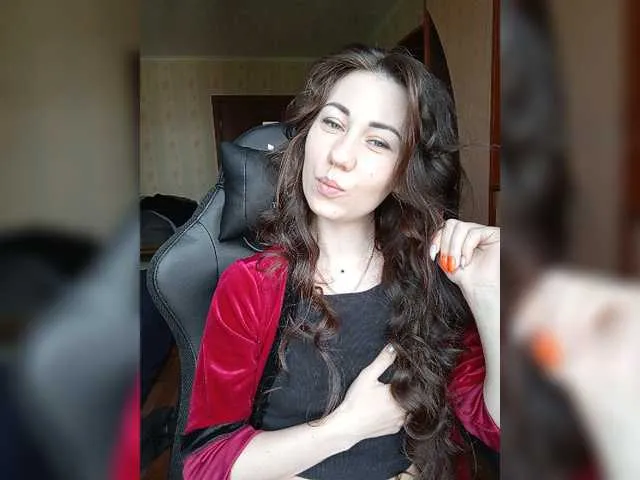 Live sex webcam photo for -Kara-mellka- #277945397