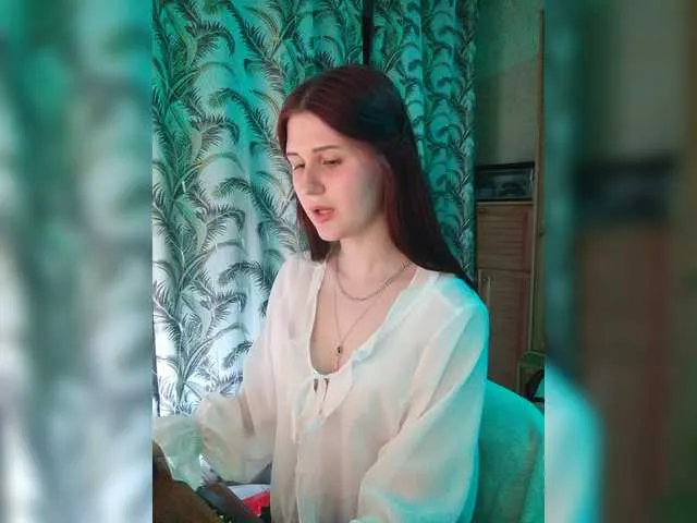 Live sex webcam photo for -Karina- #291611154