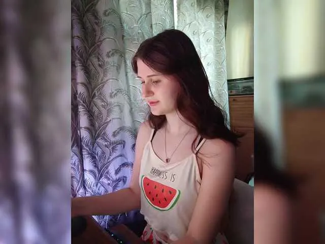 Live sex webcam photo for -Karina- #291743487