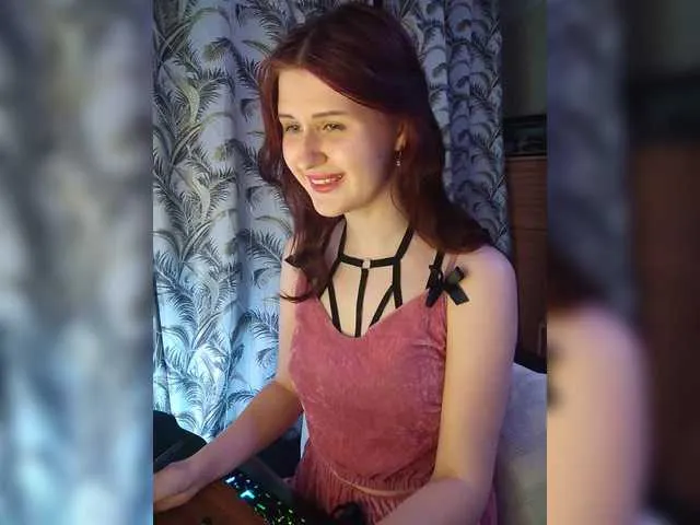 Live sex webcam photo for -Karina- #291928306