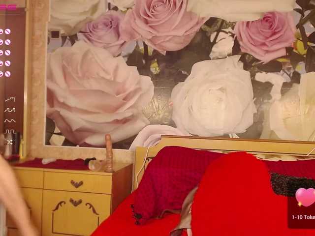 Live sex webcam photo for -Karolina555- #273014117