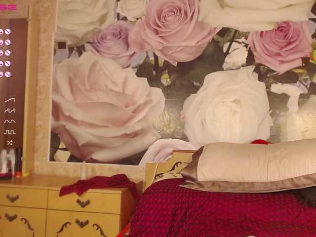 Live sex webcam photo for -Karolina555- #273062753