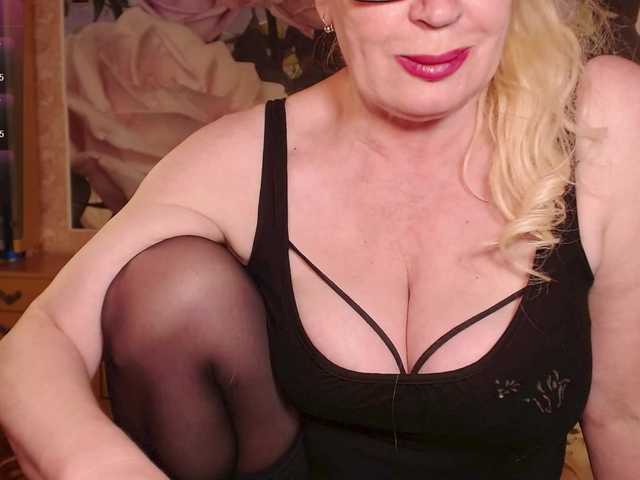 Live sex webcam photo for -Karolina555- #278165729