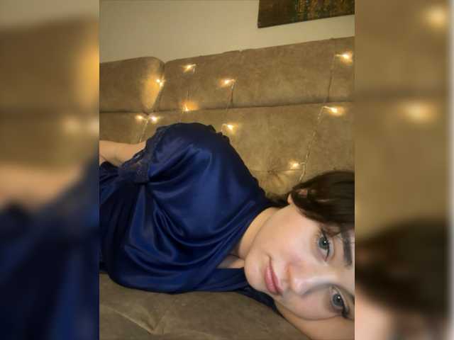 Live sex webcam photo for -Kiraaa- #277668633