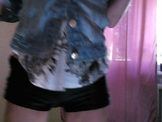 Live sex webcam photo for -KittY- #154184392