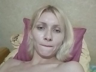 Live sex webcam photo for -KittY- #163876903
