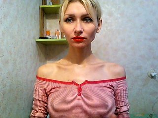 Live sex webcam photo for -KittY- #182477101