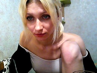 Live sex webcam photo for -KittY- #184044931